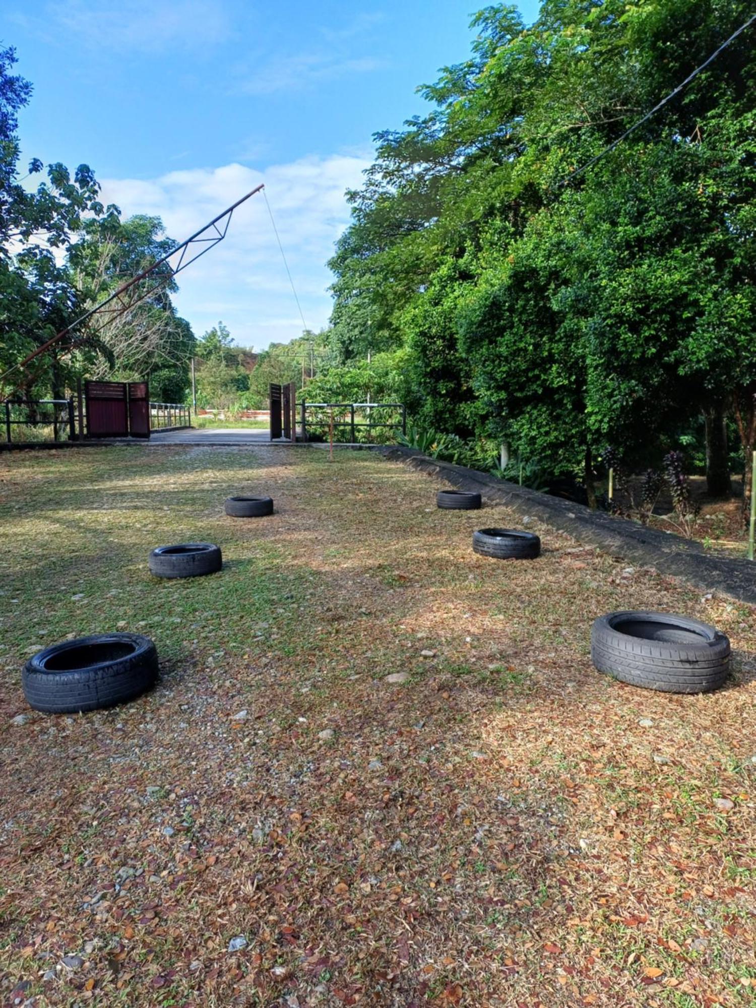 Lemuni Retreat & Training Centre - Kerling, Selangor 호텔 외부 사진