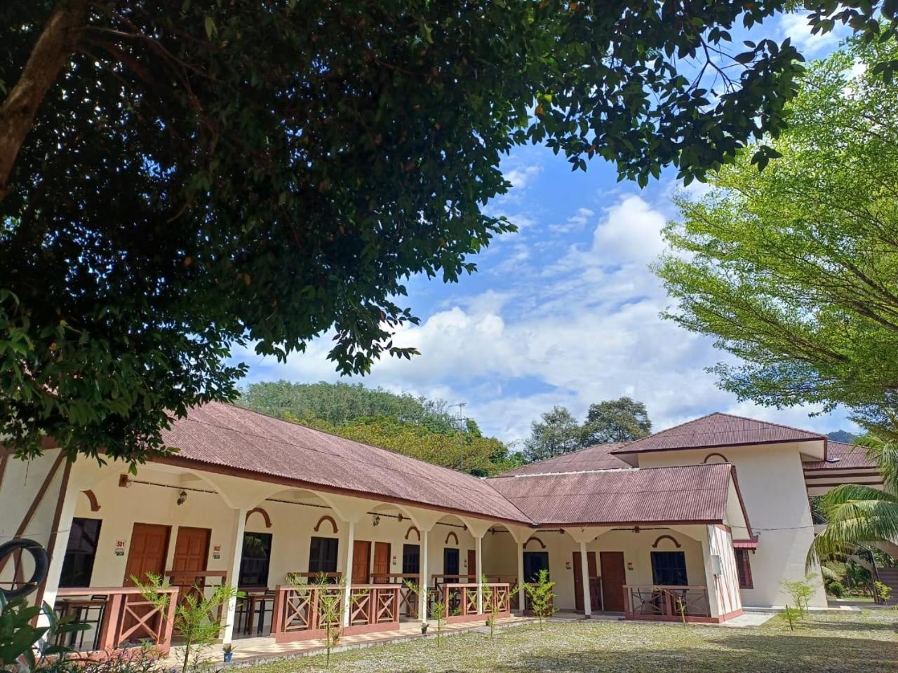 Lemuni Retreat & Training Centre - Kerling, Selangor 호텔 외부 사진